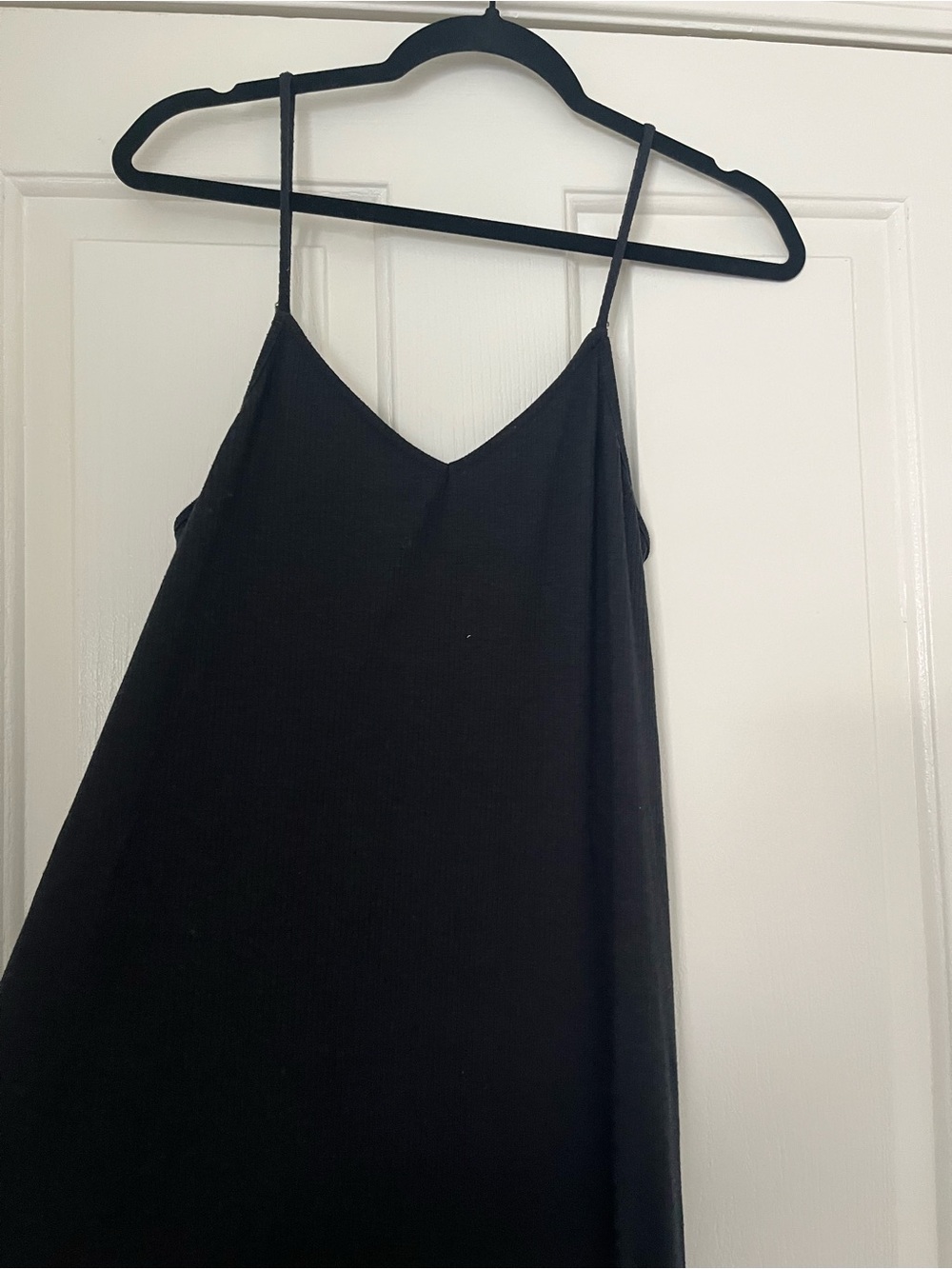 Carly Jean Los Angeles Black Slip Cami with Spaghetti Straps